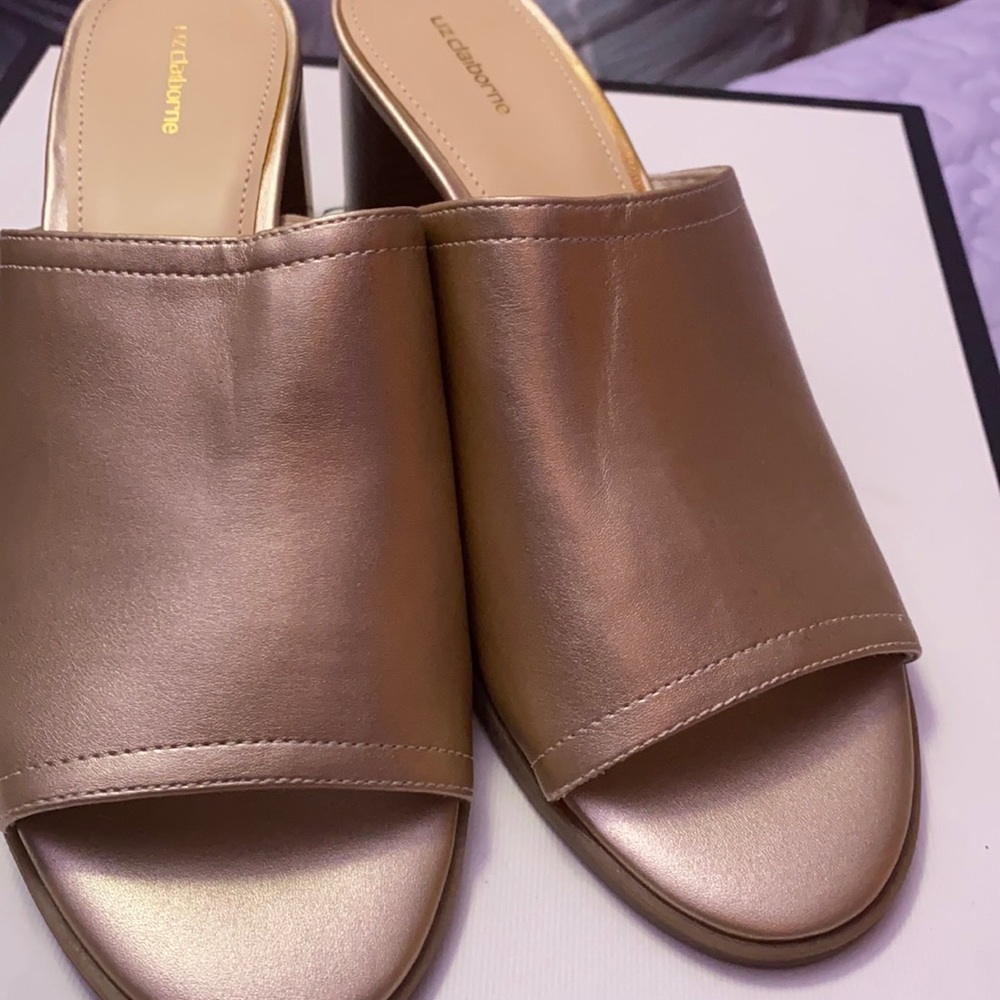 Gold Liz  Claiborne slide in sandals